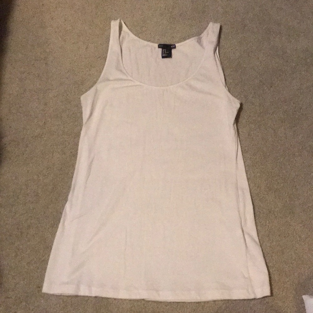 H&M basic white tank!
